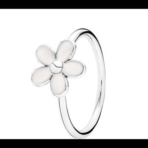 Pandora Daisy Ring size 10